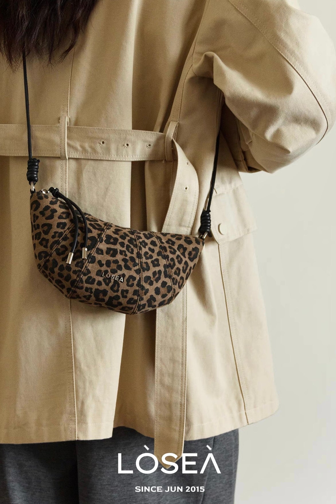 CROISSANT LEOPARD PRINT SHOULDER BAG